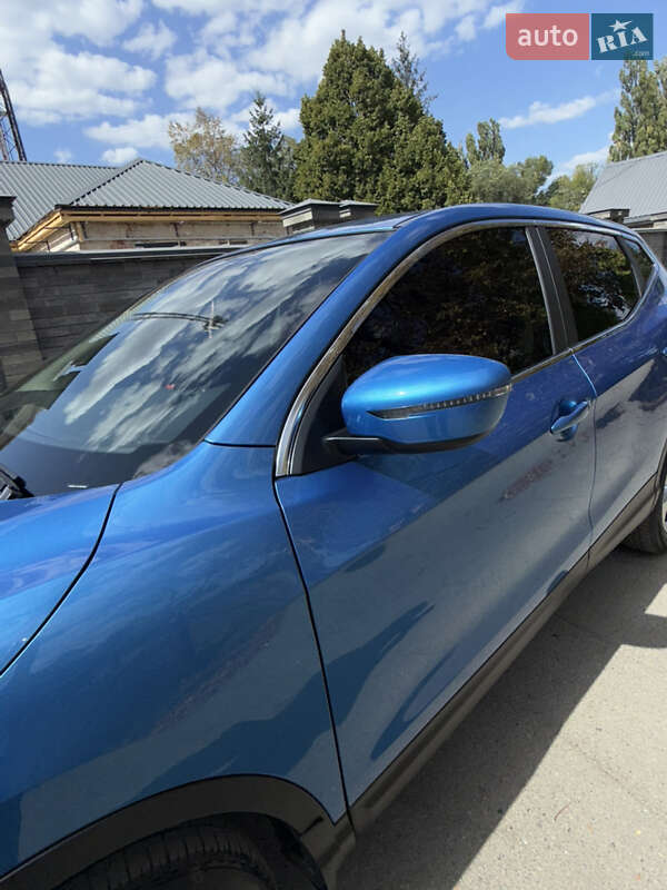 Внедорожник / Кроссовер Nissan Qashqai 2019 в Днепре