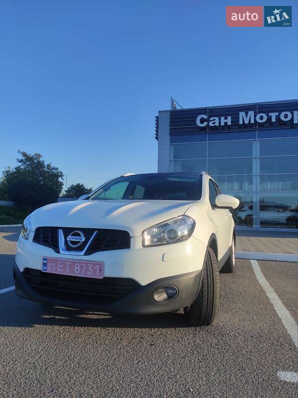 Внедорожник / Кроссовер Nissan Qashqai 2011 в Полтаве