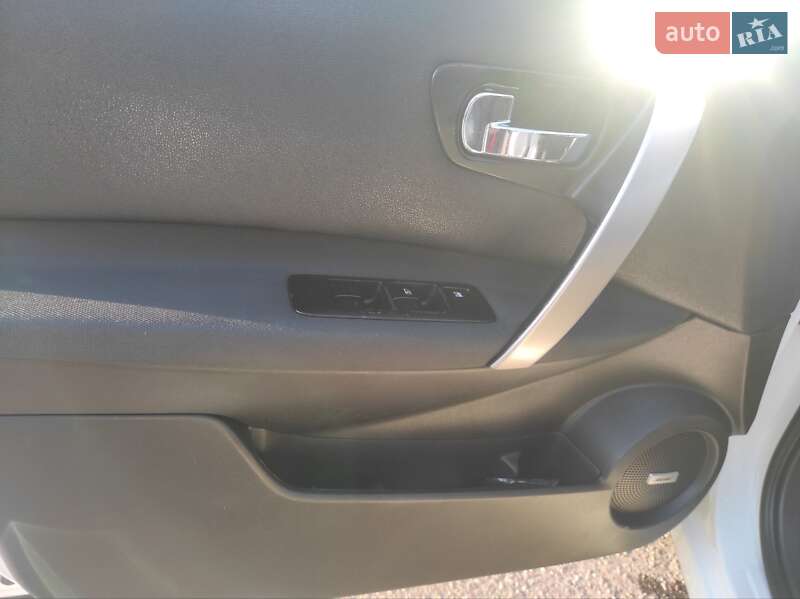 Внедорожник / Кроссовер Nissan Qashqai 2011 в Полтаве