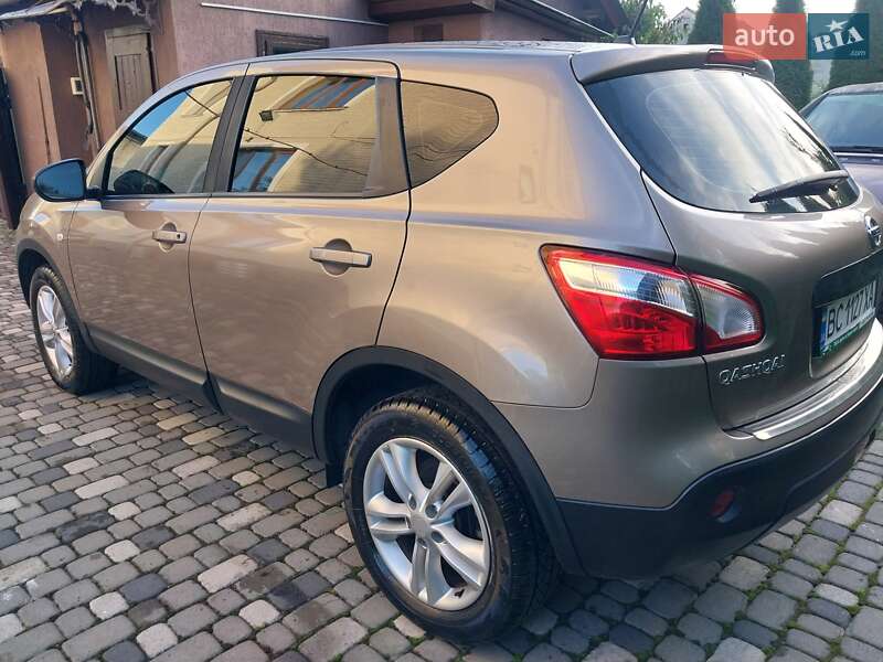 Внедорожник / Кроссовер Nissan Qashqai 2012 в Ходорове