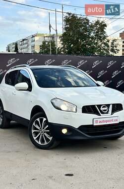 Внедорожник / Кроссовер Nissan Qashqai 2010 в Сумах