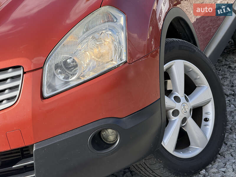 Позашляховик / Кросовер Nissan Qashqai 2008 в Стрию