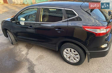 Внедорожник / Кроссовер Nissan Qashqai 2015 в Кременчуге