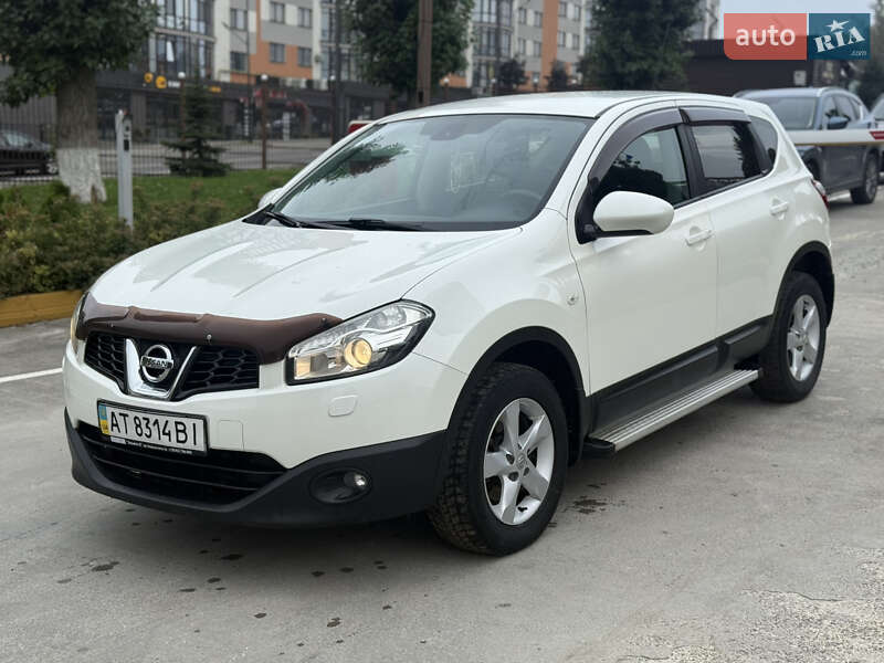 Внедорожник / Кроссовер Nissan Qashqai 2013 в Ивано-Франковске
