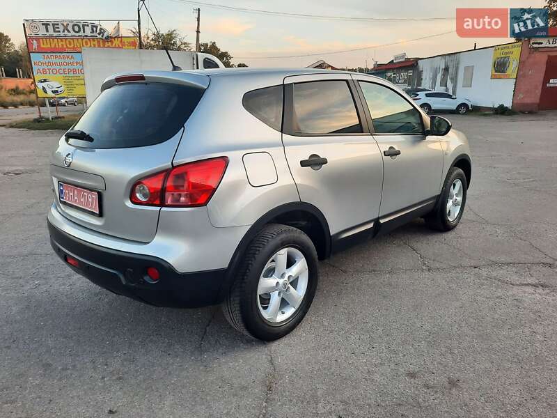 Внедорожник / Кроссовер Nissan Qashqai 2009 в Полтаве