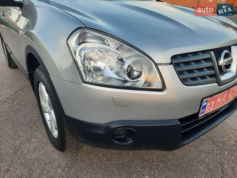 Внедорожник / Кроссовер Nissan Qashqai 2009 в Полтаве
