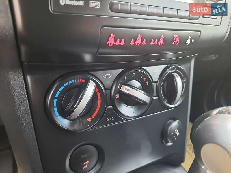 Внедорожник / Кроссовер Nissan Qashqai 2009 в Полтаве