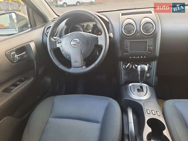 Внедорожник / Кроссовер Nissan Qashqai 2009 в Полтаве