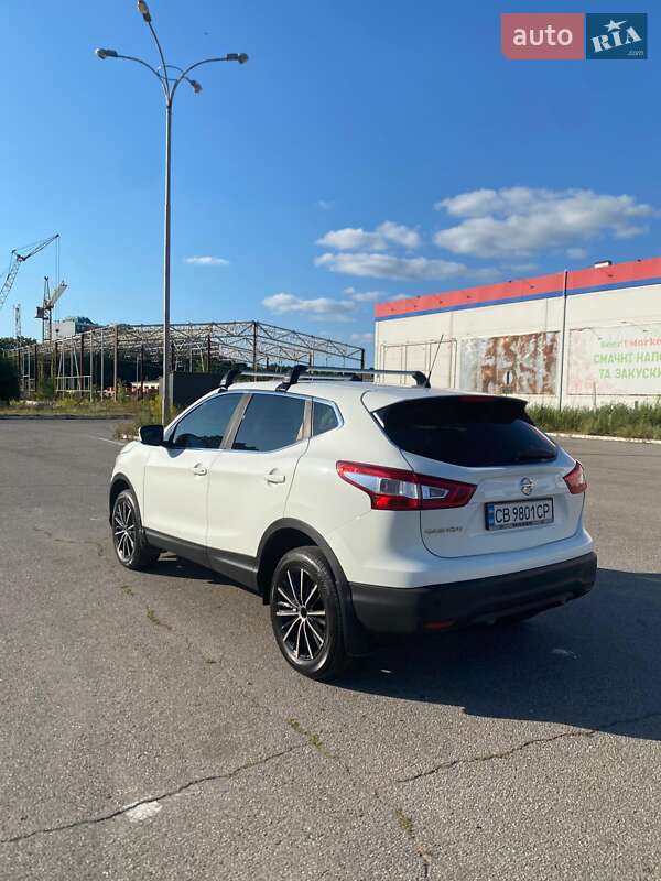 Внедорожник / Кроссовер Nissan Qashqai 2015 в Чернигове