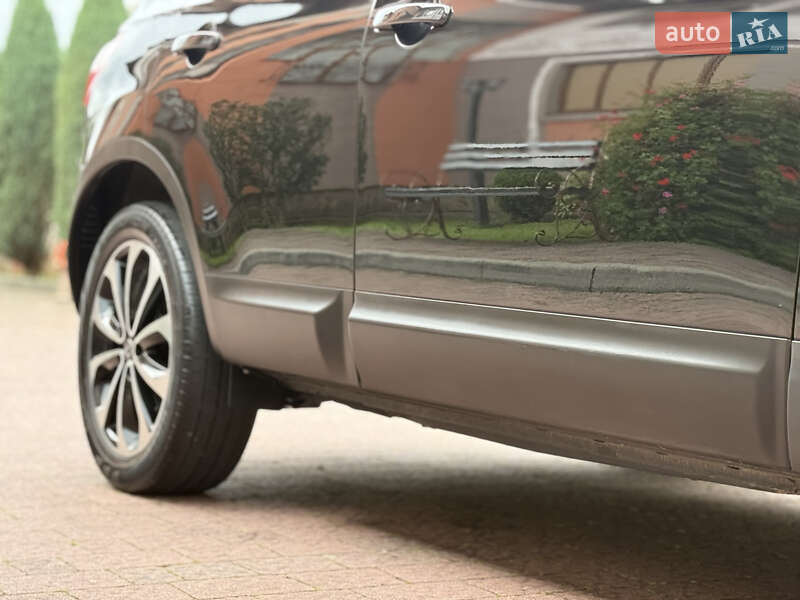 Внедорожник / Кроссовер Nissan Qashqai 2011 в Стрые