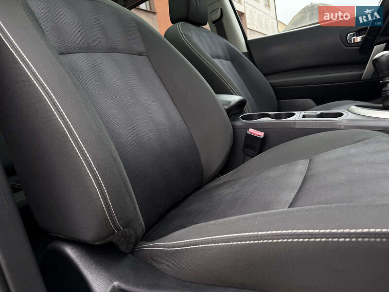 Внедорожник / Кроссовер Nissan Qashqai 2011 в Стрые