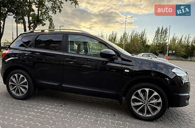 Внедорожник / Кроссовер Nissan Qashqai 2011 в Луцке