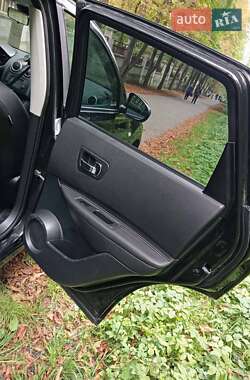 Внедорожник / Кроссовер Nissan Qashqai 2013 в 