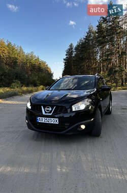 Внедорожник / Кроссовер Nissan Qashqai 2011 в Харькове