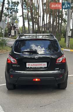 Внедорожник / Кроссовер Nissan Qashqai 2011 в 