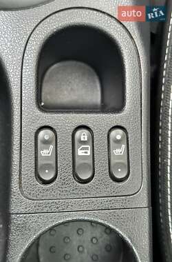 Внедорожник / Кроссовер Nissan Qashqai 2011 в 