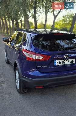Внедорожник / Кроссовер Nissan Qashqai 2016 в 
