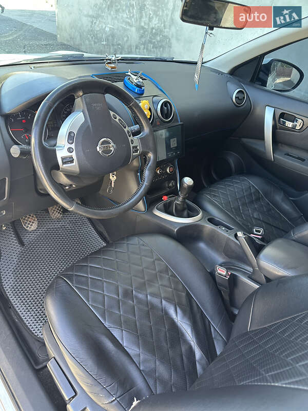 Внедорожник / Кроссовер Nissan Qashqai 2011 в Ивано-Франковске фото 9 Внедорожник / Кроссовер Nissan Qashqai 2011 в Ивано-Франковске