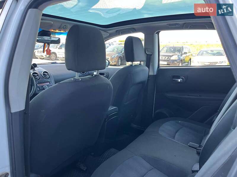 Внедорожник / Кроссовер Nissan Qashqai 2010 в Львове