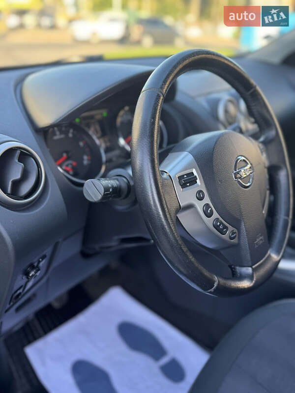Позашляховик / Кросовер Nissan Qashqai 2012 в Вінниці