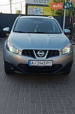 Позашляховик / Кросовер Nissan Qashqai 2013 в  фото 10 Позашляховик / Кросовер Nissan Qashqai 2013 в
