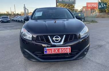 Внедорожник / Кроссовер Nissan Qashqai 2011 в 