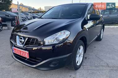 Внедорожник / Кроссовер Nissan Qashqai 2011 в 