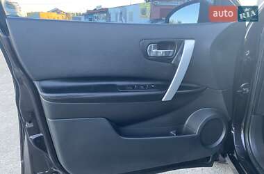 Внедорожник / Кроссовер Nissan Qashqai 2011 в 