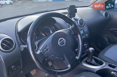 Внедорожник / Кроссовер Nissan Qashqai 2011 в 