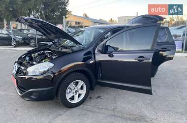 Внедорожник / Кроссовер Nissan Qashqai 2011 в 