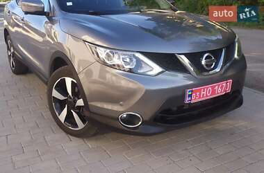 Внедорожник / Кроссовер Nissan Qashqai 2016 в Дубно