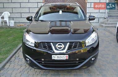 Внедорожник / Кроссовер Nissan Qashqai 2011 в Черновцах