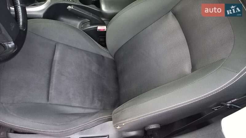 Внедорожник / Кроссовер Nissan Qashqai 2012 в Нововолынске