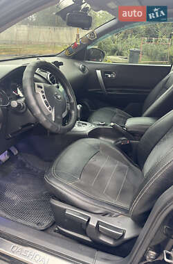 Внедорожник / Кроссовер Nissan Qashqai 2008 в 