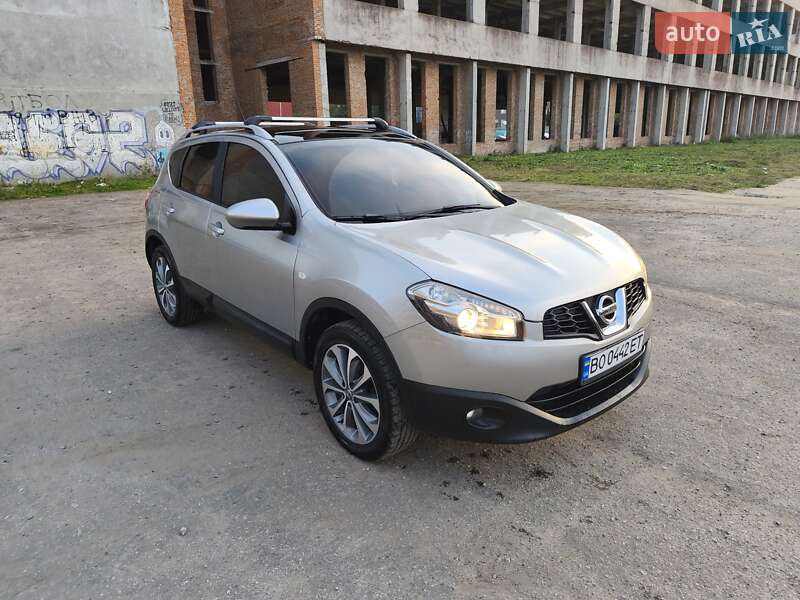 Внедорожник / Кроссовер Nissan Qashqai 2010 в Тернополе фото 2 Внедорожник / Кроссовер Nissan Qashqai 2010 в Тернополе