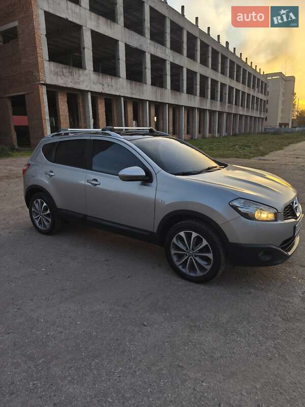 Внедорожник / Кроссовер Nissan Qashqai 2010 в Тернополе фото 11 Внедорожник / Кроссовер Nissan Qashqai 2010 в Тернополе