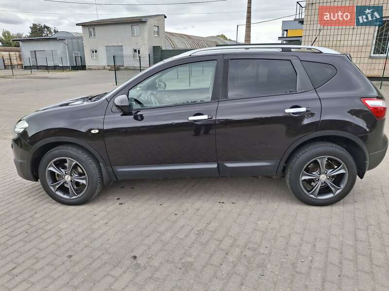 Внедорожник / Кроссовер Nissan Qashqai 2011 в Ровно