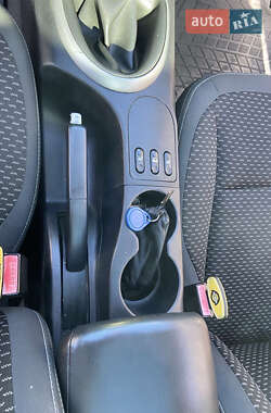 Внедорожник / Кроссовер Nissan Qashqai 2007 в 
