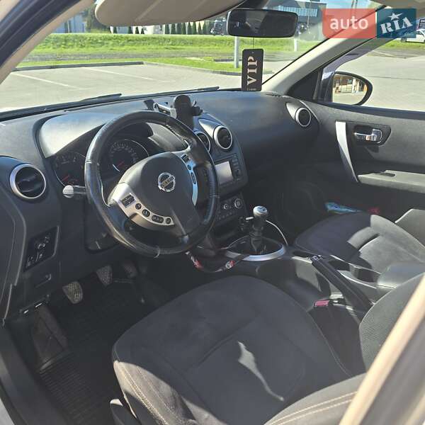 Внедорожник / Кроссовер Nissan Qashqai 2010 в Тернополе