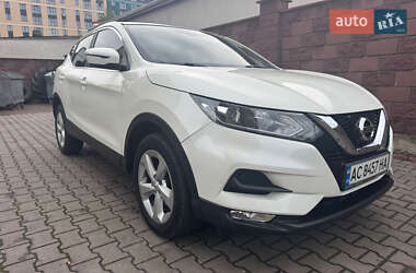 Внедорожник / Кроссовер Nissan Qashqai 2017 в Луцке