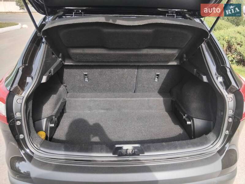 Внедорожник / Кроссовер Nissan Qashqai 2014 в Ахтырке фото 16 Внедорожник / Кроссовер Nissan Qashqai 2014 в Ахтырке