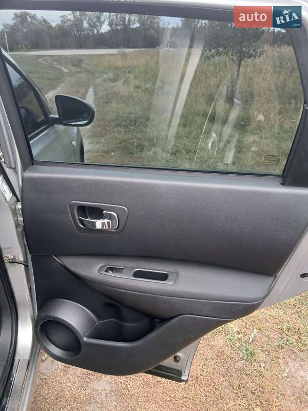 Позашляховик / Кросовер Nissan Qashqai 2008 в Богодухіву фото 5 Позашляховик / Кросовер Nissan Qashqai 2008 в Богодухіву
