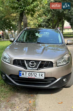 Внедорожник / Кроссовер Nissan Qashqai 2010 в 