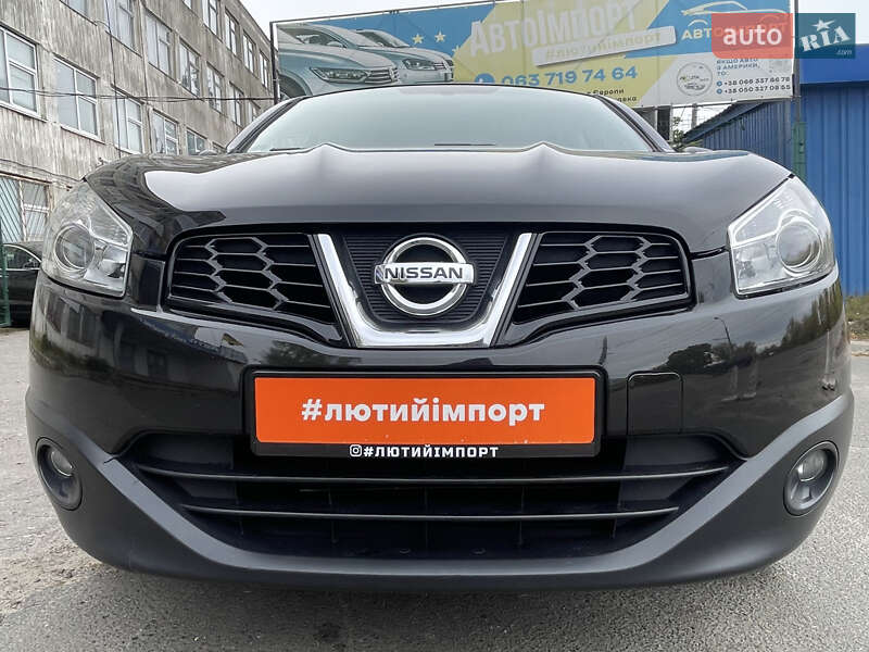 Позашляховик / Кросовер Nissan Qashqai 2011 в Сумах