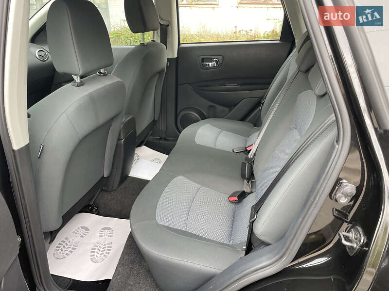 Позашляховик / Кросовер Nissan Qashqai 2011 в Сумах