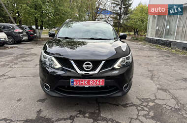 Внедорожник / Кроссовер Nissan Qashqai 2015 в 