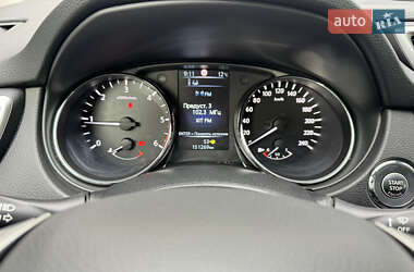 Внедорожник / Кроссовер Nissan Qashqai 2015 в 