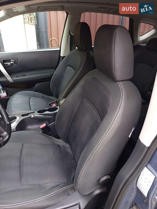 Внедорожник / Кроссовер Nissan Qashqai 2010 в Лохвице