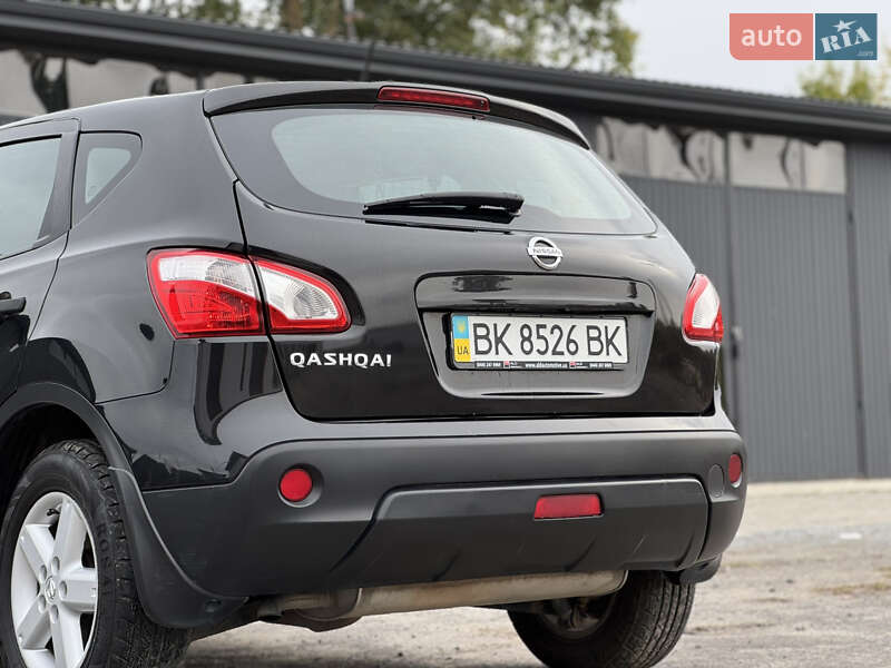 Внедорожник / Кроссовер Nissan Qashqai 2013 в Ровно