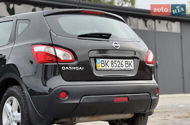 Внедорожник / Кроссовер Nissan Qashqai 2013 в 